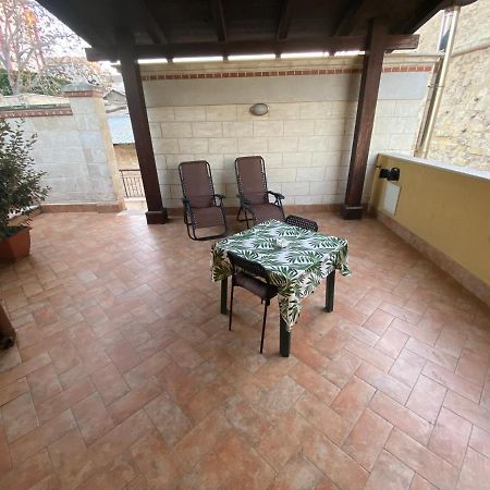 B&B Al Porto Novo 비쉘리에 외부 사진