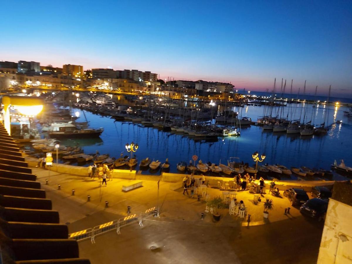 B&B Al Porto Novo 비쉘리에 외부 사진