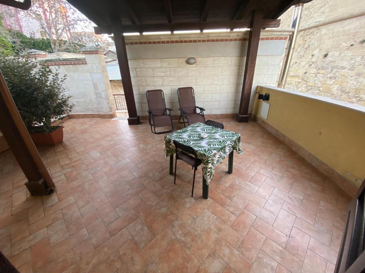 B&B Al Porto Novo 비쉘리에 외부 사진
